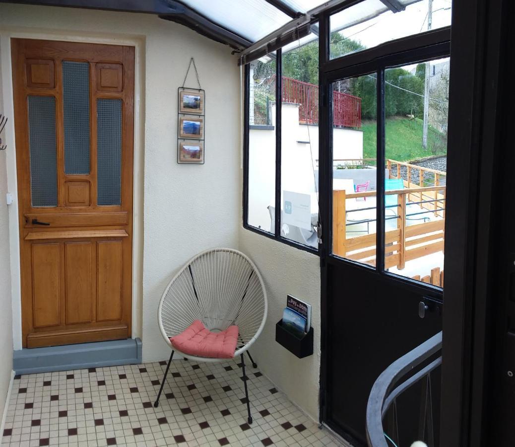 Les Planchettes Vila Orcival Exterior foto