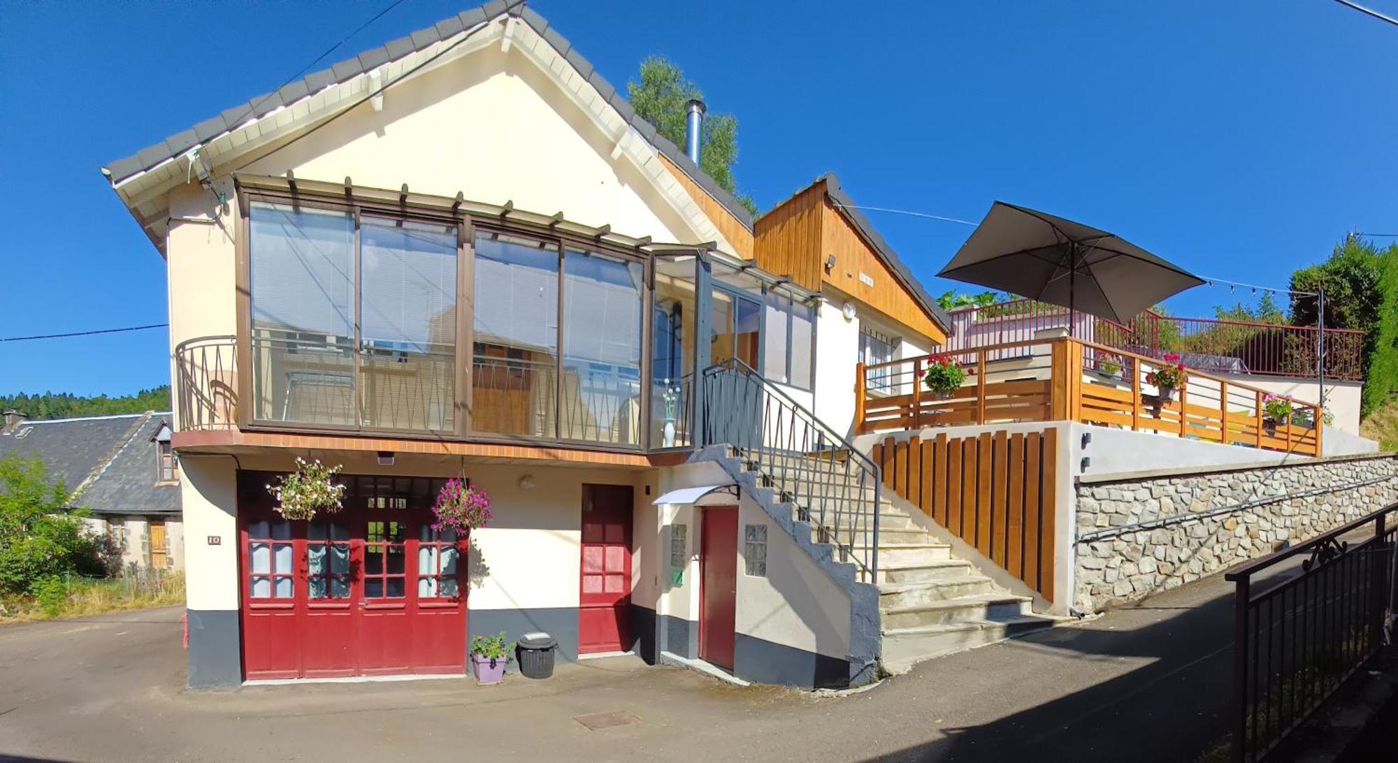 Les Planchettes Vila Orcival Exterior foto
